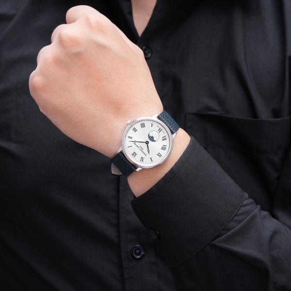 Đồng hồ Moonphase là gì? Khi thời gian chạm đến vẻ đẹp của vũ trụ