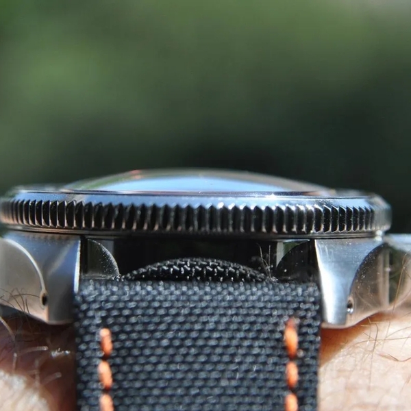 Hardlex Crystal – Sự kết hợp hoàn hảo giữa độ cứng, độ trong và khả năng chịu va đập