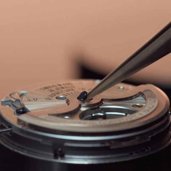 FC và Longines? Cách nhận biết giữa 2 thương hiệu