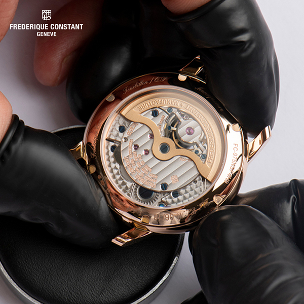 Chế độ chăm sóc và bảo dưỡng của Frederique Constant