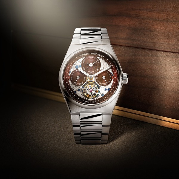 Frederique Constant Classic Worldtimer Manufacture “The Elements”: Tuyệt tác đá Lapis Lazuli độc bản đổ bộ Việt Nam